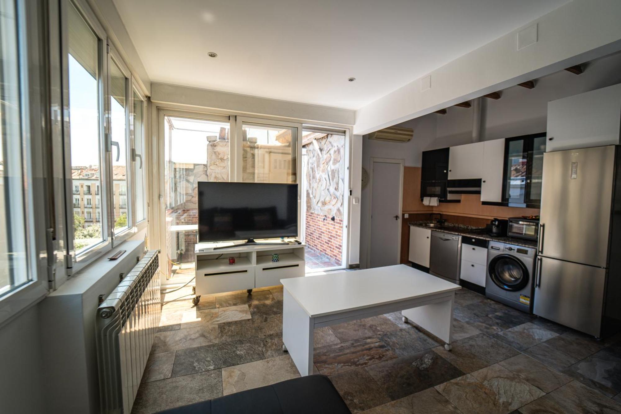 Centrico Atico En Madrid By Bebalmy Apartman Kültér fotó