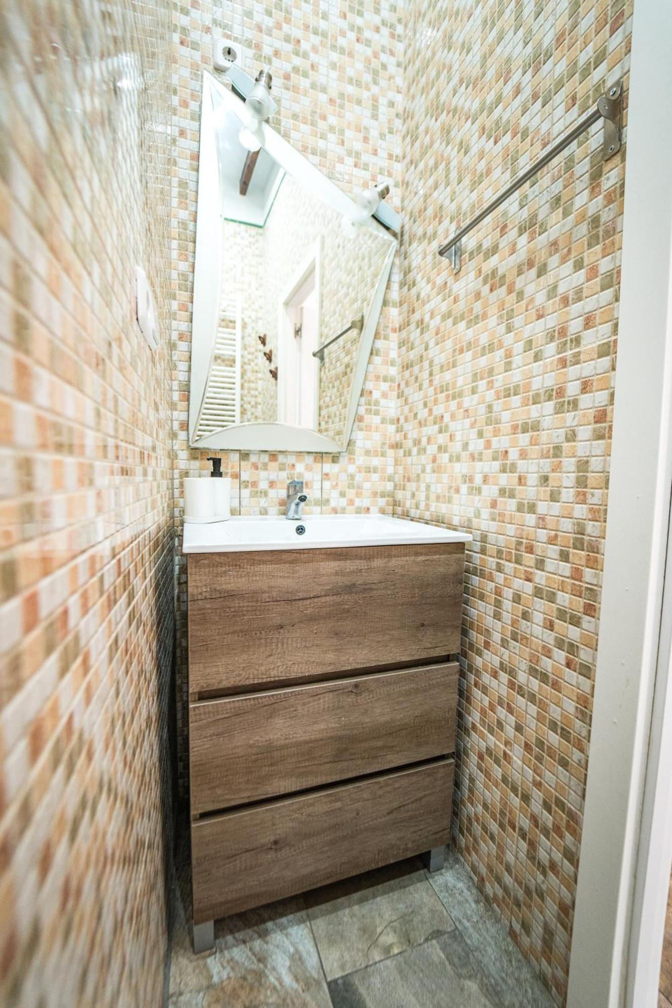 Centrico Atico En Madrid By Bebalmy Apartman Kültér fotó