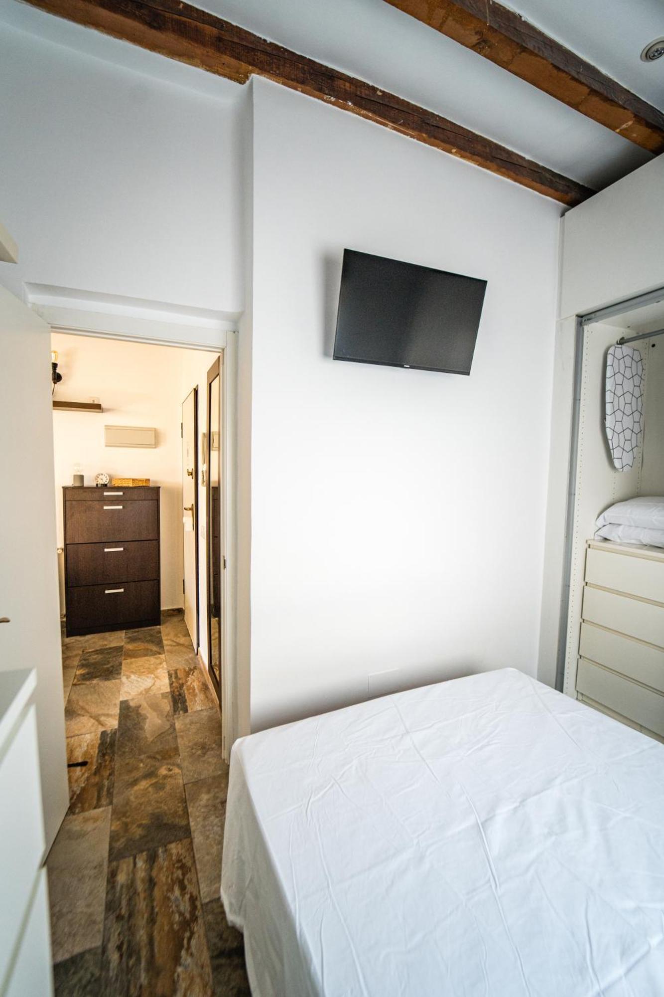 Centrico Atico En Madrid By Bebalmy Apartman Kültér fotó